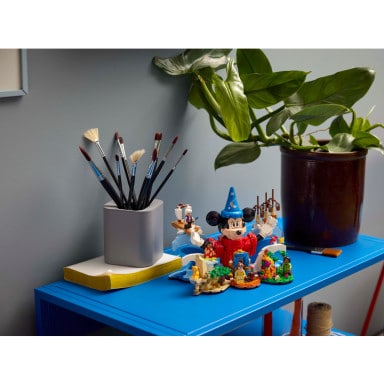 LEGO 21352 Ideas Magia Disneya – zdjęcie