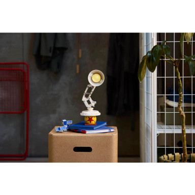 LEGO 21357 Ideas Disney Pixar Luxo Jr. – zdjęcie