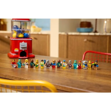 LEGO 21358 Ideas Maszyna z minifigurkami – zdjęcie