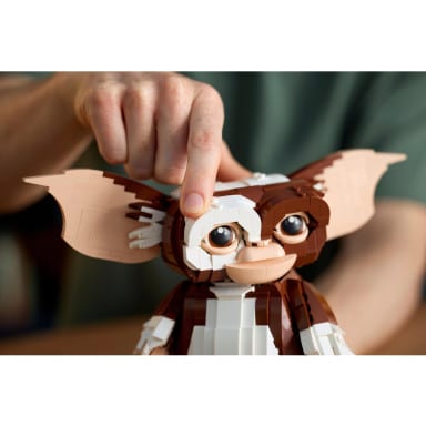 LEGO 21361 Ideas Gremliny rozrabiają: Gizmo – zdjęcie