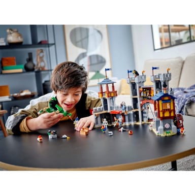 LEGO 31120 Creator 3 w 1 Średniowieczny zamek – zdjęcie