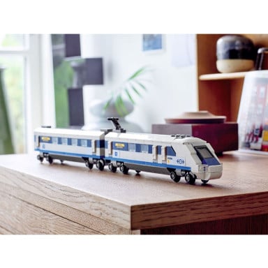 LEGO 40518 Creator Pociąg szybkobieżny – zdjęcie