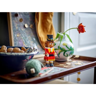 LEGO 40640 Dziadek do orzechów LEGO – zdjęcie