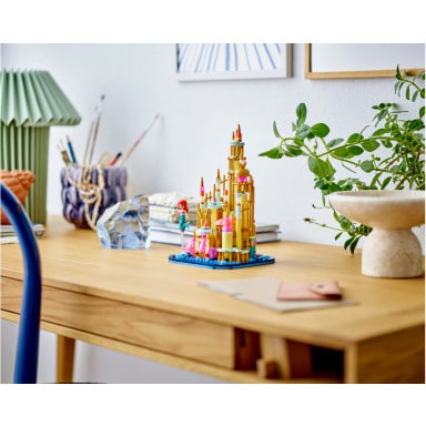 LEGO 40708 Disney Mały zamek Arielki – zdjęcie