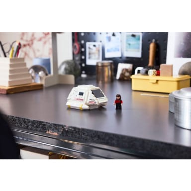 LEGO 40768 Icons Star Trek: Type-15 Shuttlepod – zdjęcie