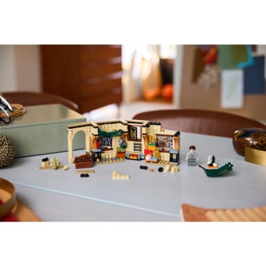 LEGO 40770 Harry Potter Zamek Hogwart: Pokój Życzeń – zdjęcie