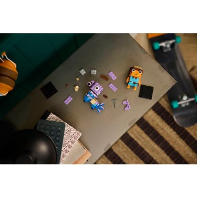 LEGO 40881 BrickHeadz Lama Zaopatrzeniowa i Palucha Rybnego — figurki – zdjęcie