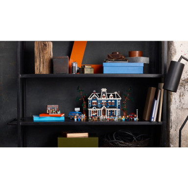 LEGO 40891 Icons Stranger Things: Stacja radiowa WSQK – zdjęcie
