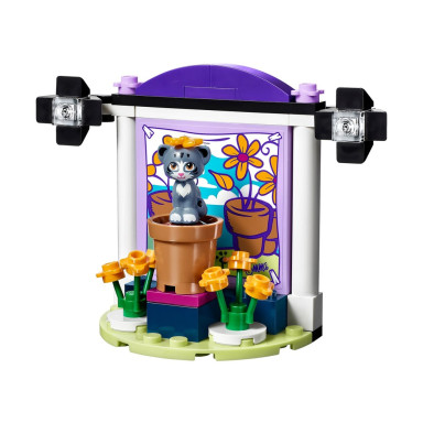 LEGO 41305 Friends Pracownia fotograficzna Emmy – zdjęcie