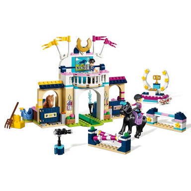 LEGO 41367 Friends Skoki przez przeszkody Stephanie – zdjęcie