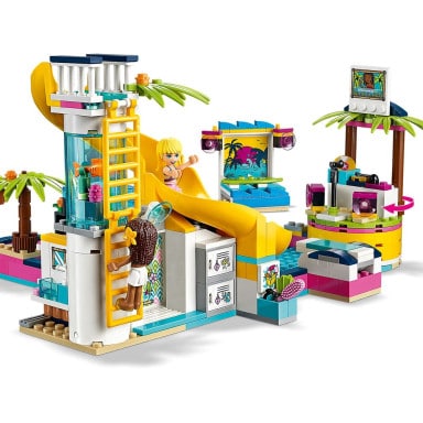 LEGO 41374 Friends Impreza Andrei na basenie – zdjęcie