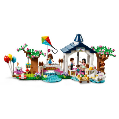 LEGO 41447 Friends Park w Heartlake City – zdjęcie