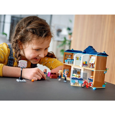 LEGO 41682 Friends Szkoła w mieście Heartlake – zdjęcie