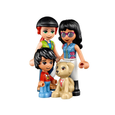 LEGO 41683 Friends Leśne centrum jeździeckie – zdjęcie