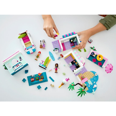 LEGO 41693 Friends Nabrzeże surferów – zdjęcie