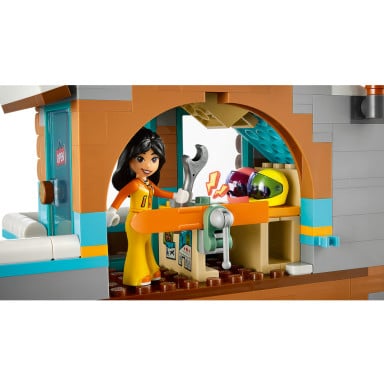 LEGO 41756 Friends Stok narciarski i kawiarnia – zdjęcie