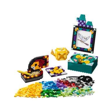 LEGO 41811 DOTS Zestaw na biurko z Hogwartu – zdjęcie