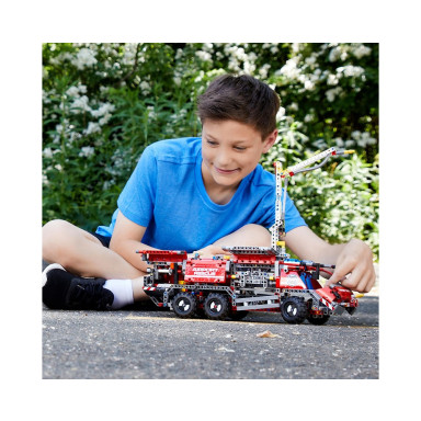 LEGO 42068 Technic Pojazd straży pożarnej – zdjęcie