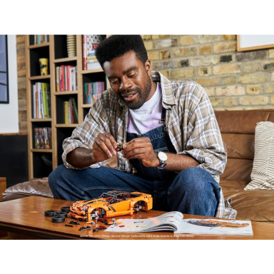 LEGO 42093 Technic Chevrolet Corvette ZR1 – zdjęcie