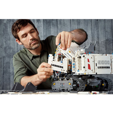 LEGO 42100 Technic Koparka Liebherr R 9800 – zdjęcie