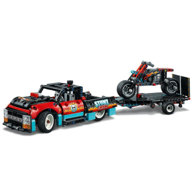 LEGO 42106 Technic Furgonetka i motocykl kaskaderski – zdjęcie