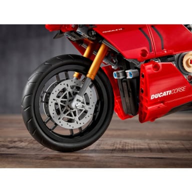 LEGO 42107 Technic Ducati Panigale V4 R – zdjęcie