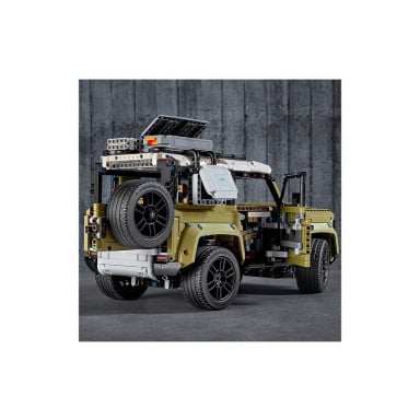 LEGO 42110 Technic Land Rover Defender – zdjęcie