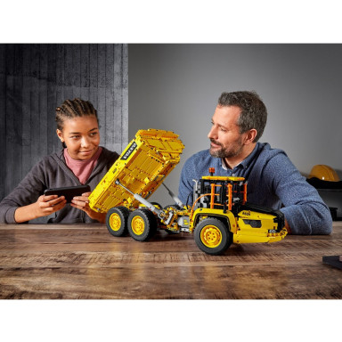 LEGO 42114 Technic Wozidło przegubowe Volvo 6×6 – zdjęcie
