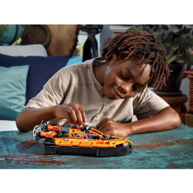 LEGO 42120 Technic Poduszkowiec ratowniczy – zdjęcie