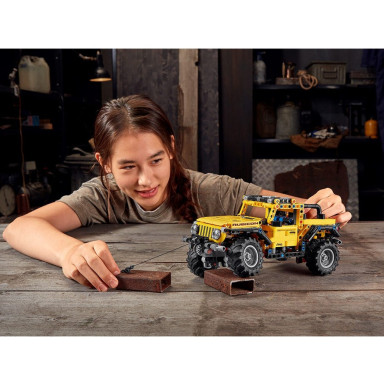 LEGO 42122 Technic Jeep Wrangler – zdjęcie