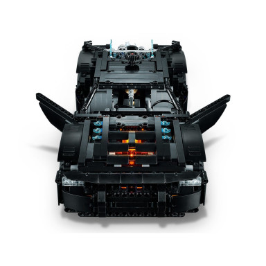 LEGO 42127 BATMAN – BATMOBIL – zdjęcie