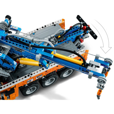 LEGO 42128 Technic Ciężki samochód pomocy drogowej – zdjęcie