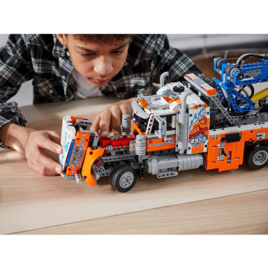 LEGO 42128 Technic Ciężki samochód pomocy drogowej – zdjęcie