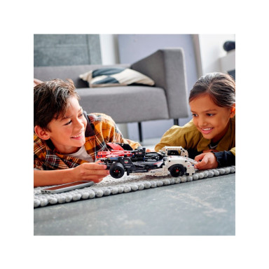 LEGO 42137 Technic Formula E Porsche 99X Electric – zdjęcie