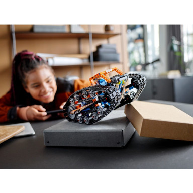 LEGO 42140 Technic Zmiennokształtny pojazd sterowany przez aplikację – zdjęcie