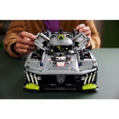 LEGO 42156 Technic PEUGEOT 9X8 24H Le Mans Hybrid Hypercar – zdjęcie