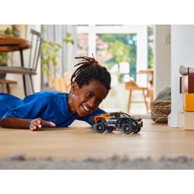 LEGO 42166 Technic NEOM McLaren Extreme E Race Car – zdjęcie