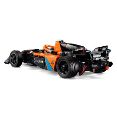 LEGO 42169 Technic NEOM McLaren Formula E Race Car – zdjęcie