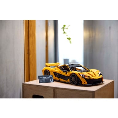 LEGO 42172 Technic McLaren P1 – zdjęcie