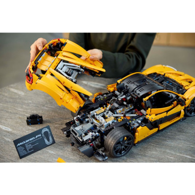 LEGO 42172 Technic McLaren P1 – zdjęcie