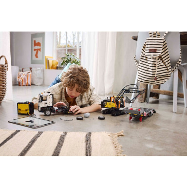 LEGO 42175 Technic Ciężarówka Volvo FMX i koparka EC230 Electric – zdjęcie