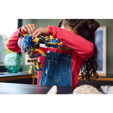 LEGO 42201 Technic Badawcza łódź podwodna – zdjęcie