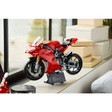 LEGO 42202 Technic Motocykl Ducati Panigale V4 S – zdjęcie