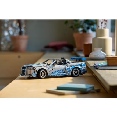 LEGO 42210 Technic Samochód Nissan Skyline GT-R (R34) z filmu Za szybcy, za wściekli – zdjęcie
