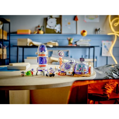 LEGO 42605 Friends Stacja kosmiczna i rakieta – zdjęcie