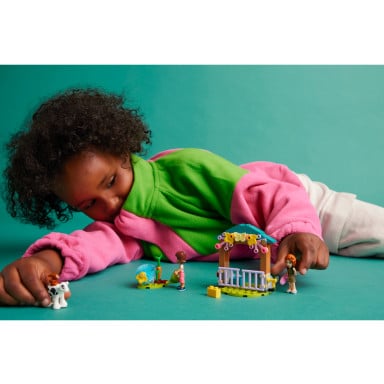 LEGO 42607 Friends Szopa cielątka Autumn – zdjęcie