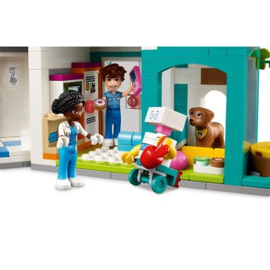 LEGO 42621 Friends Szpital w mieście Heartlake – zdjęcie