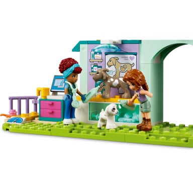 LEGO 42632 Friends Lecznica dla zwierząt gospodarskich – zdjęcie
