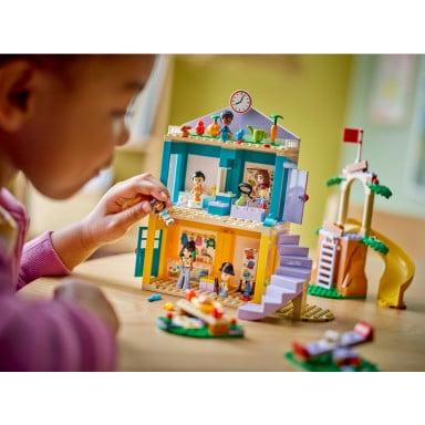 LEGO 42636 Friends Przedszkole w Heartlake – zdjęcie