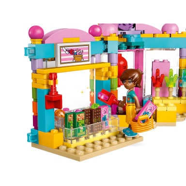 LEGO 42649 Friends Sklep z cukierkami w Heartlake – zdjęcie